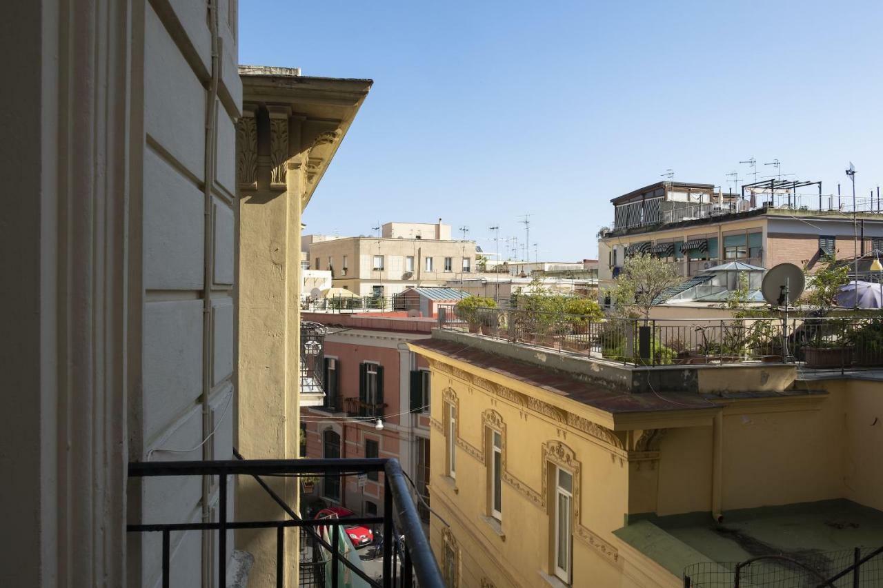 A Casa Di Giulia Hotell Neapel Exteriör bild
